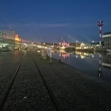 Familien Fewo Wohnung 1 Mit Kinder Spielecke Erdgeschoss An Der Muhle Am Wochenmarkt Bremerhaven Exterior foto